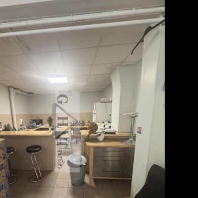 Local industriel  3150 €