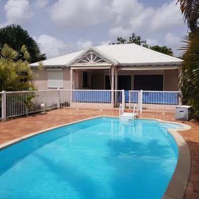 Maison 5 pièces 1900 €