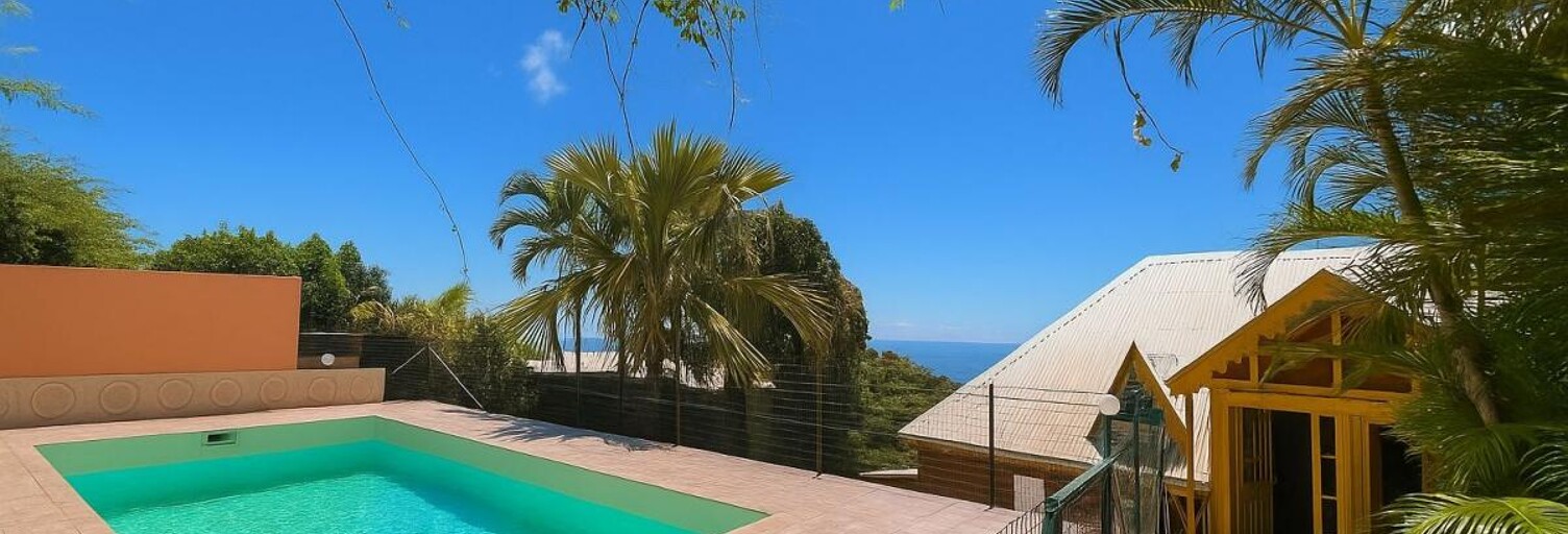 Maison 5 Pièces 113 m² à louer à Saint-Denis (97417)