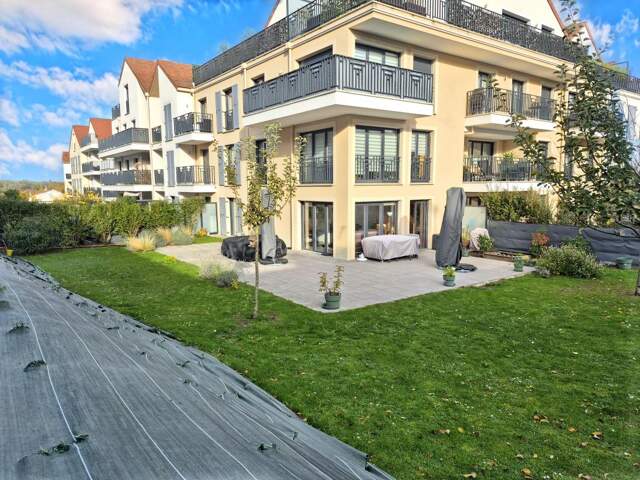 Appartement À Vendre — photo du bien
