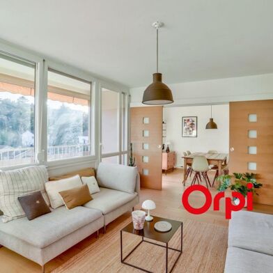 Appartement 4 pièces 260000 €