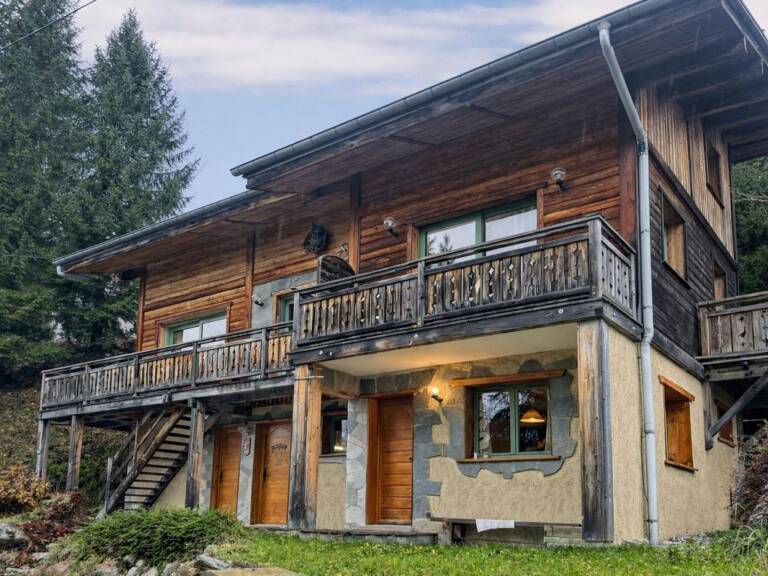 Chalet de montagne divisé en 4 appartements — photo 1