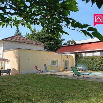 Maison 6 pièces 256000 €