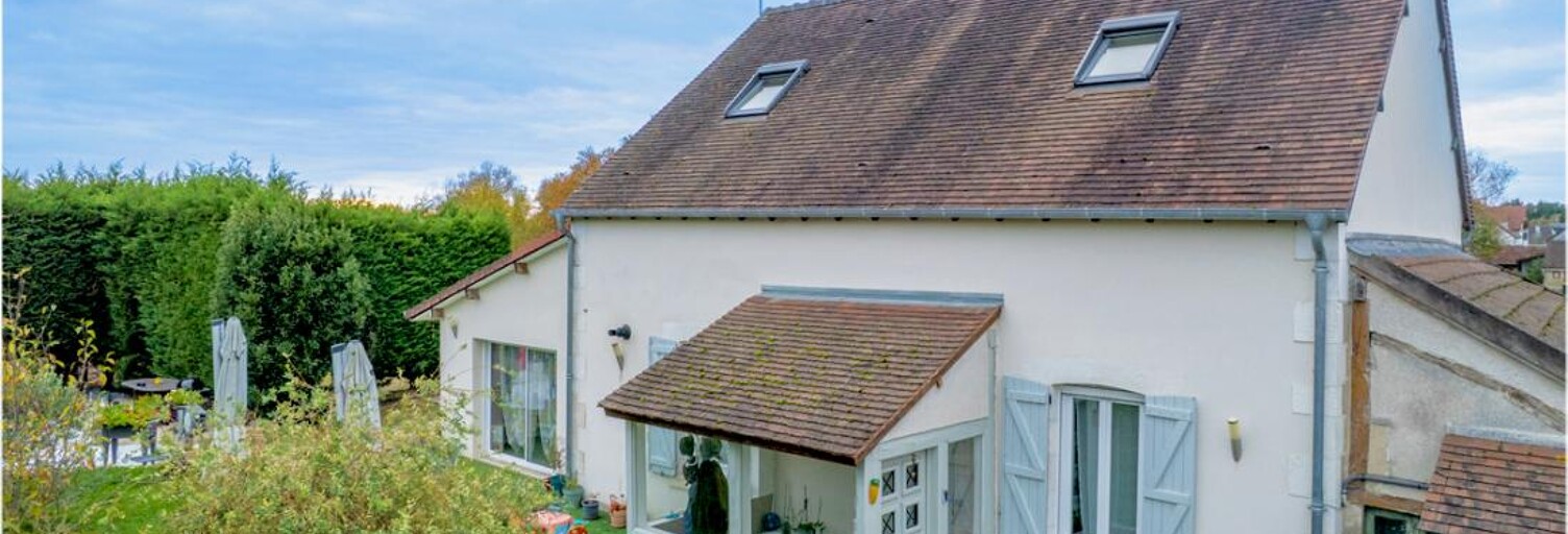 Maison 6 Pièces 111 m² à vendre à Méry-sur-Cher (18100)