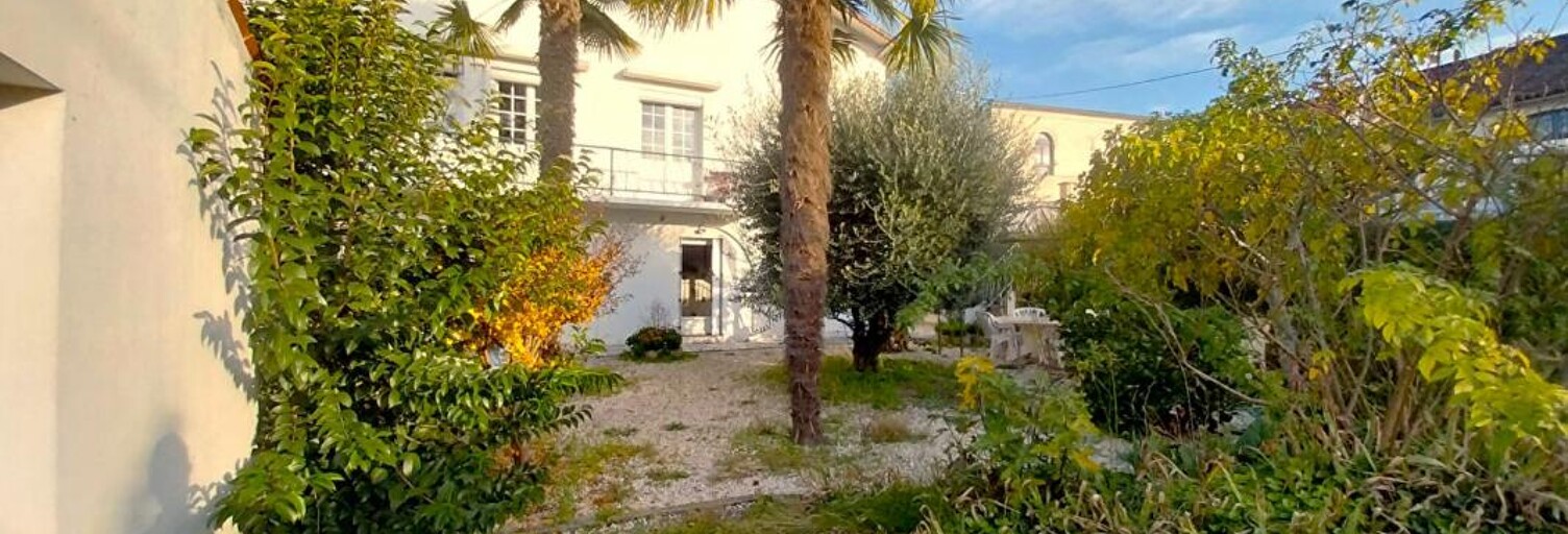 Maison 5 Pièces 93 m² à vendre à Saintes (17100)