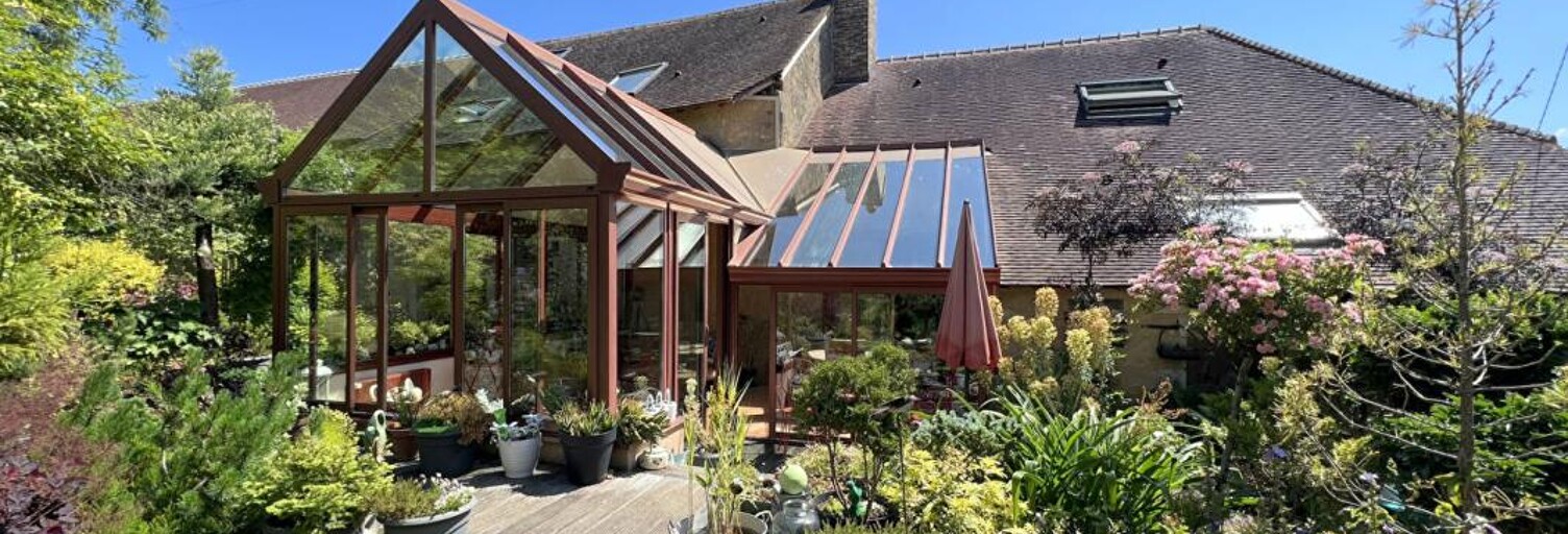 Maison 9 Pièces 213 m² à vendre à Souligné-Flacé (72210)