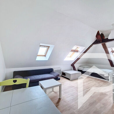 Appartement 1 pièces 360 €