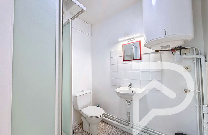 Studio à louer 16 m² (22,63 m² au sol) — photo 4