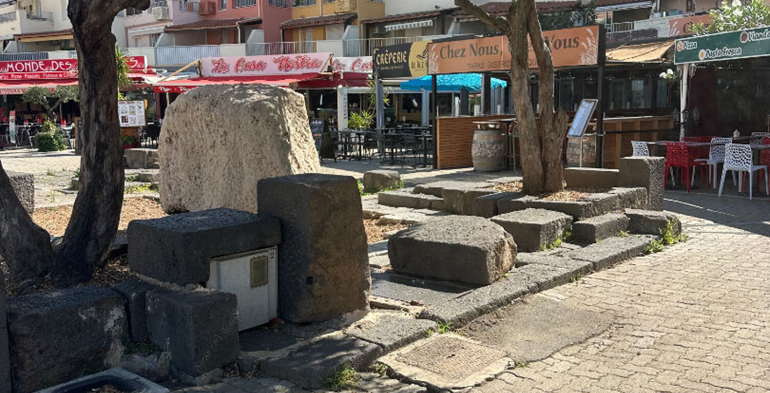 MURS COMMERCIAUX DE CREPERIE AVEC TERRASSE AU CAP D'AGDE — photo 1
