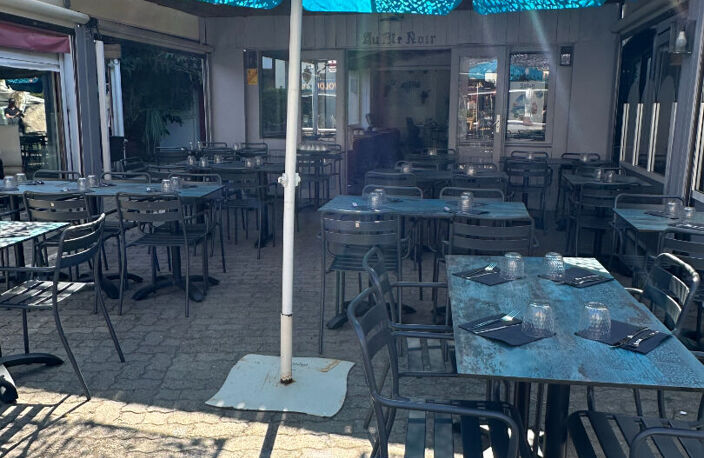 MURS COMMERCIAUX DE CREPERIE AVEC TERRASSE AU CAP D'AGDE — photo 5