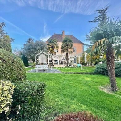 Maison 9 pièces 349000 €