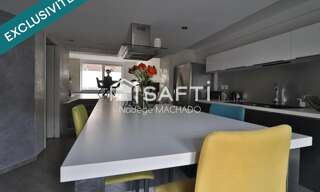 Maison 9 Pièces 219 m² à vendre à Avril (54150)