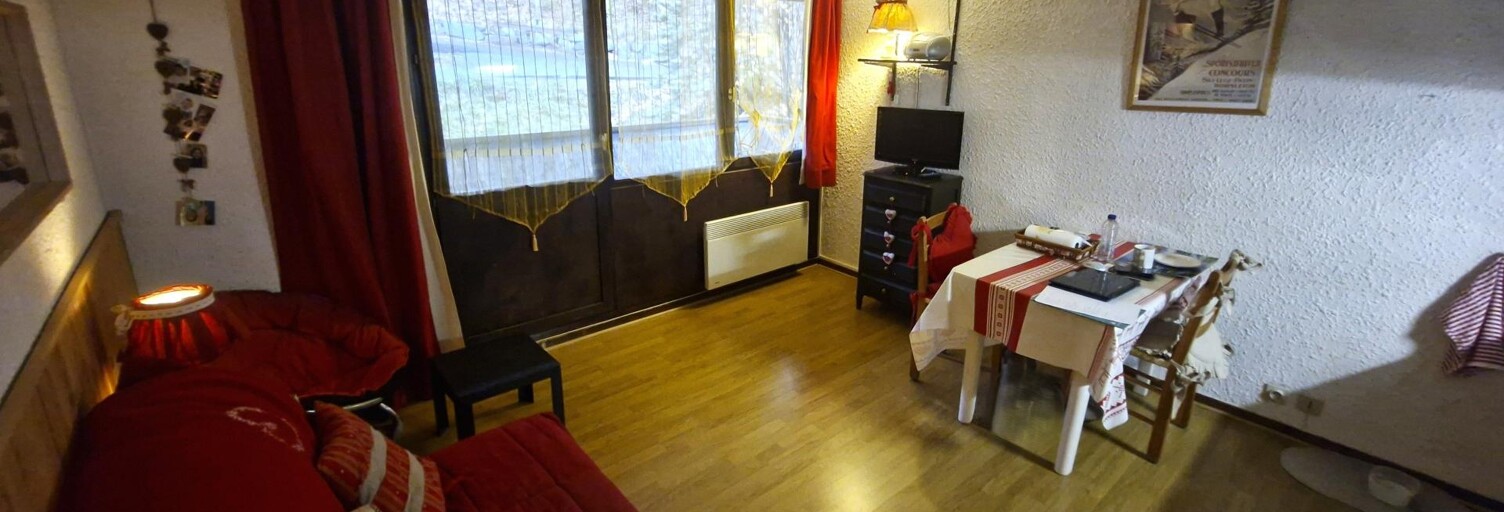 Appartement 1 Pièce 25 m² à vendre à Uvernet-Fours (04400)