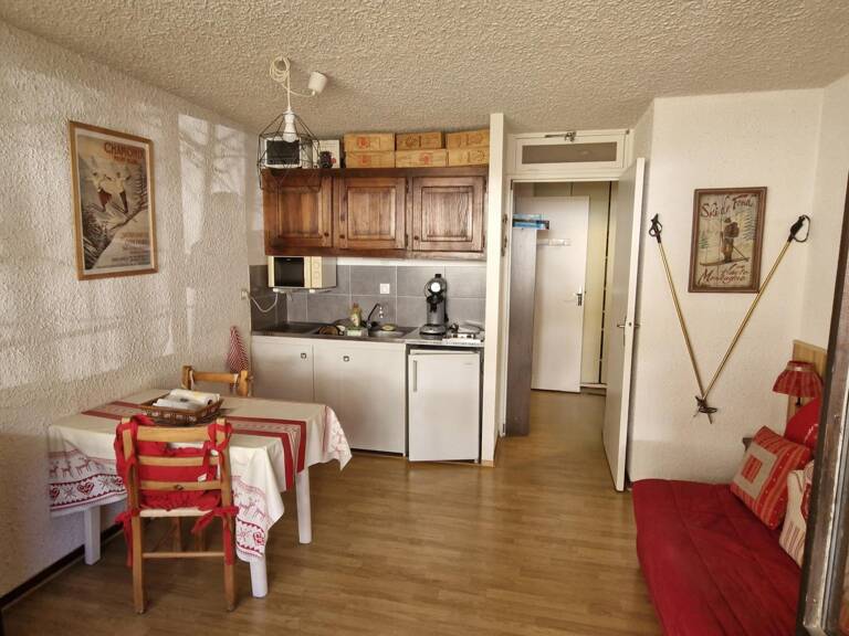Appartement situé à Praloup 1600 proche pistes de ski et commerce — photo 1