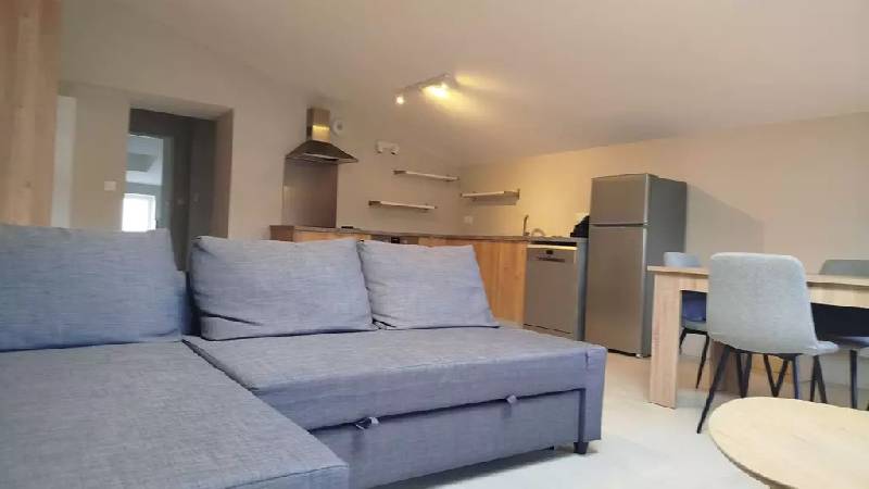 Location T2 50 m² à Charly 916 ¤ CC /mois