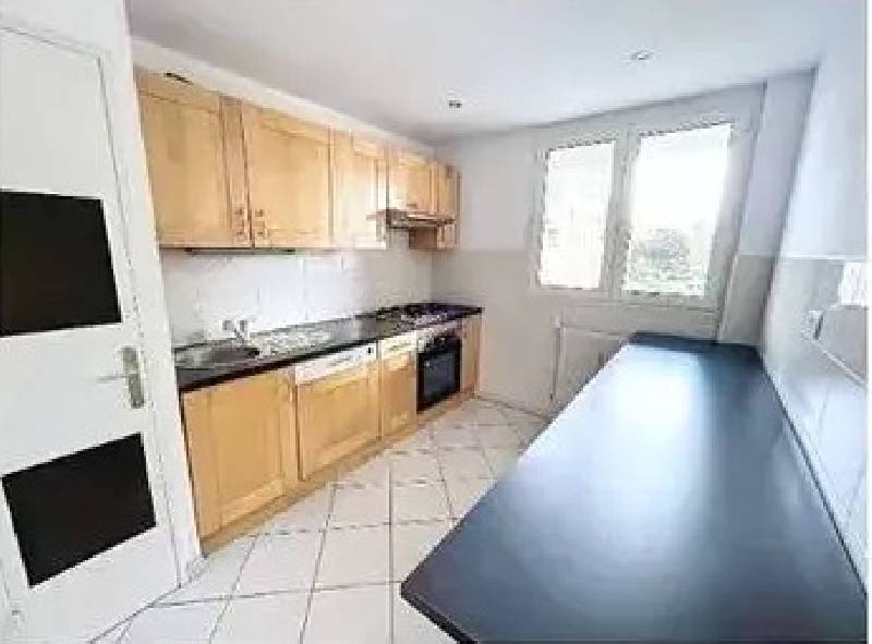 Photo Location T4 74 m² à Quetigny 986 ¤ CC /mois image 2/3