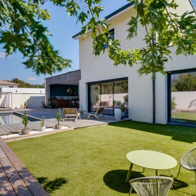 Maison 6 pièces 610000 €