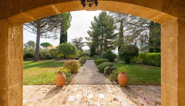 Villa / Maison 8 pièces  à vendre Aix-en-Provence 13090