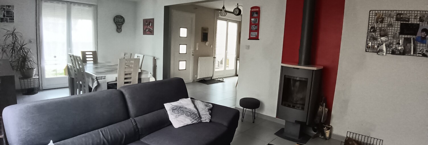 Maison 5 Pièces 131 m² à vendre à Louzy (79100)