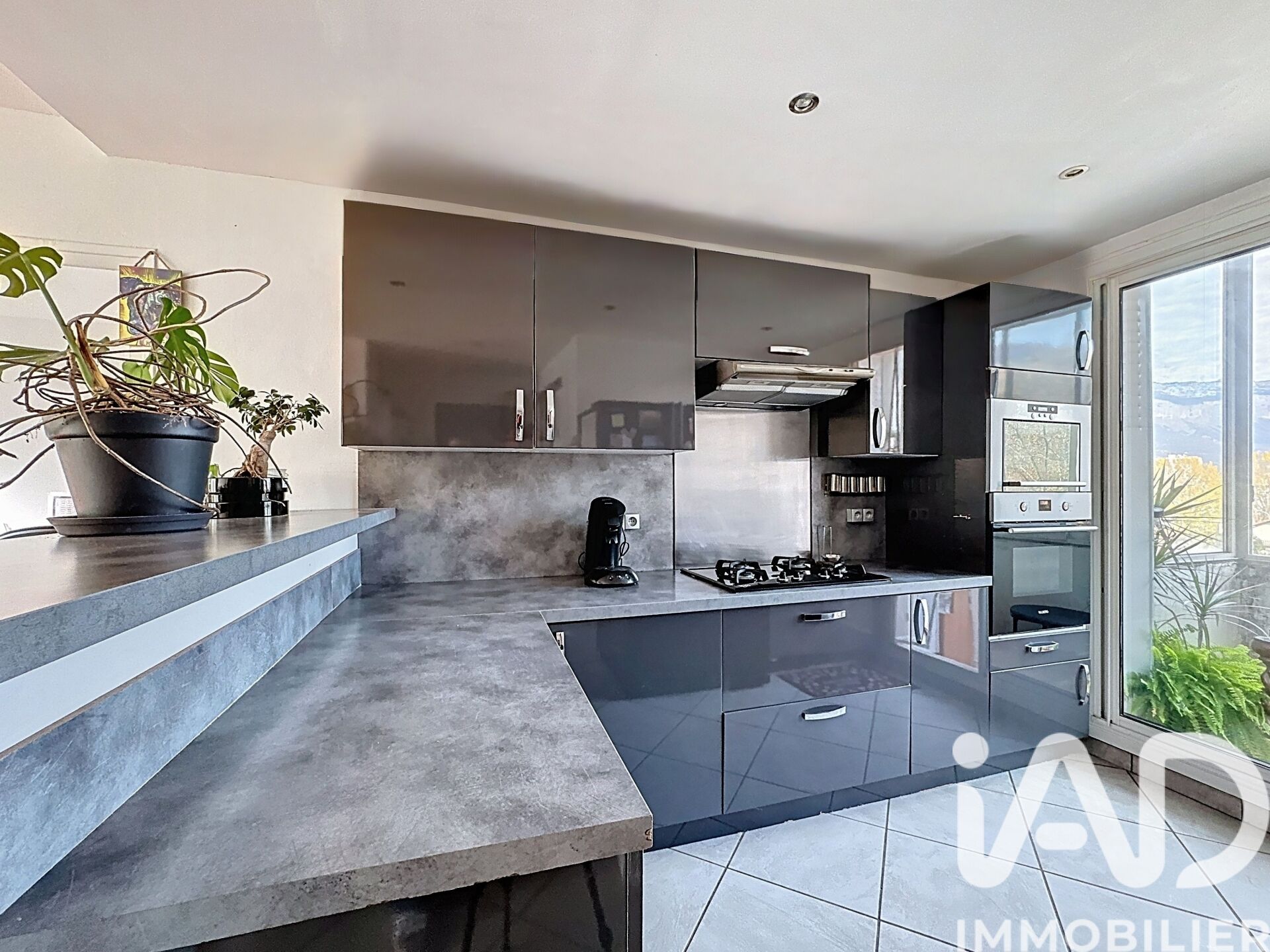 St-Martin-D-Heres - 52m² - 3p. - 2ch.