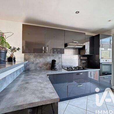 Appartement 3 pièces 115000 €