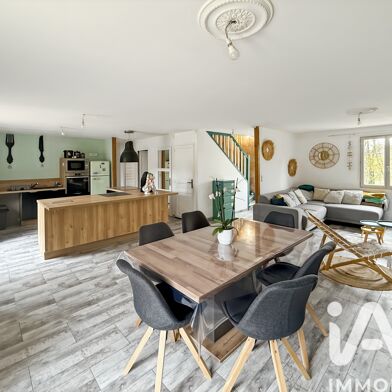 Maison 5 pièces 220000 €