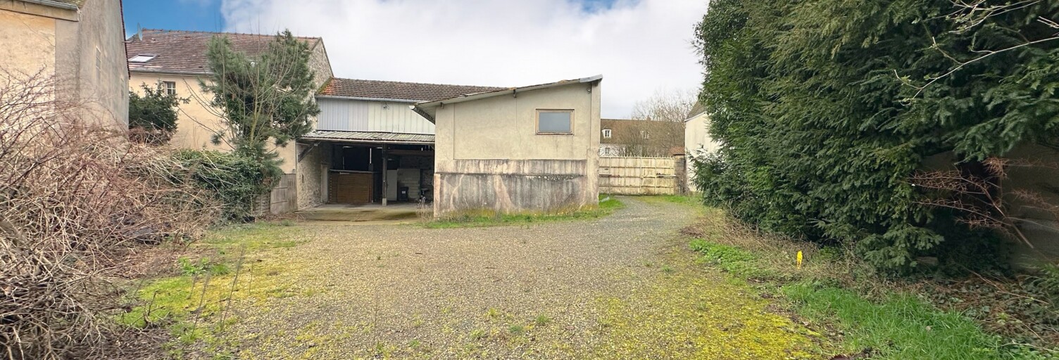 Immeuble  160 m² à vendre à Plailly (60128)