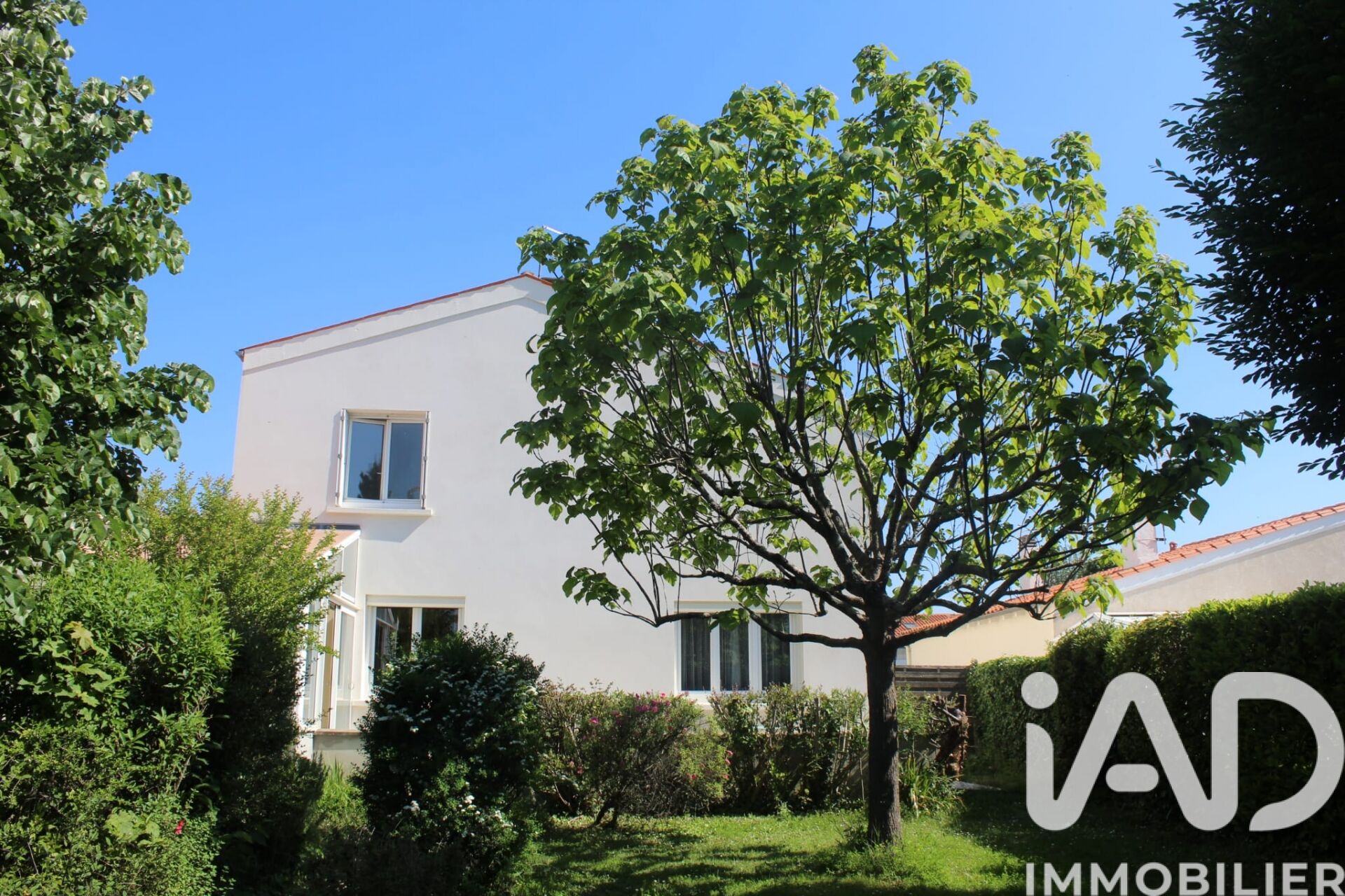 Tonnay-Charente - 150m² - 6p. - 4ch.