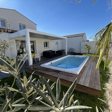 Maison 5 pièces 599000 €