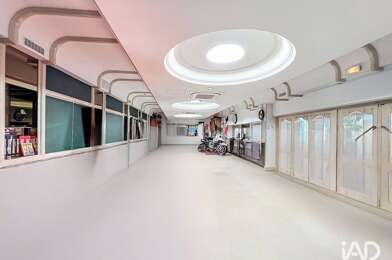 Commerce  2500000 €