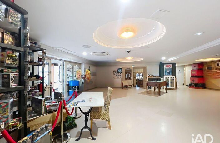 Vente Boutique/Local commercial 1 264 m&sup2; — photo 3