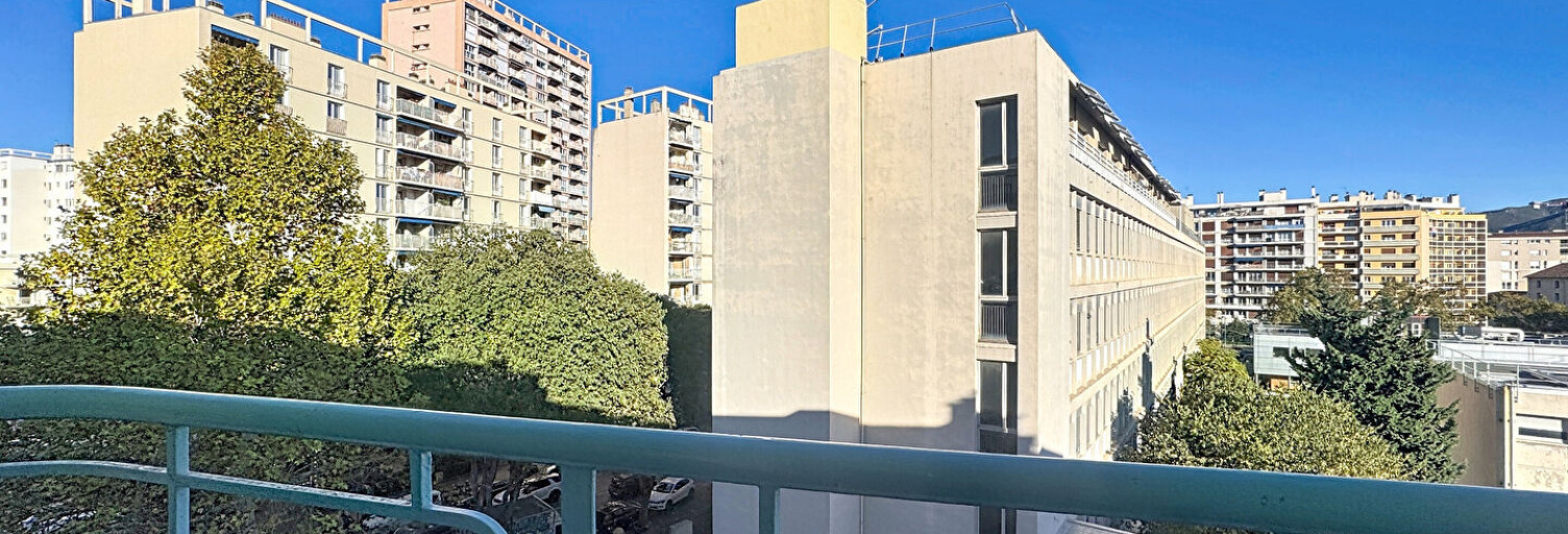 Appartement 3 Pièces 48 m² à vendre à Marseille 5 (13005)