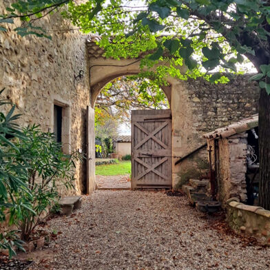 Maison 14 pièces 695000 €