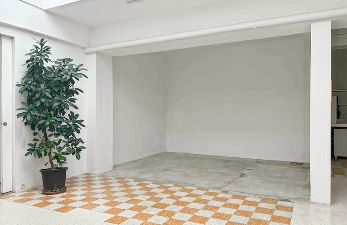 NICE - GRAND LOCAL COMMERCIAL - ATELIER - BUREAUX — photo 3