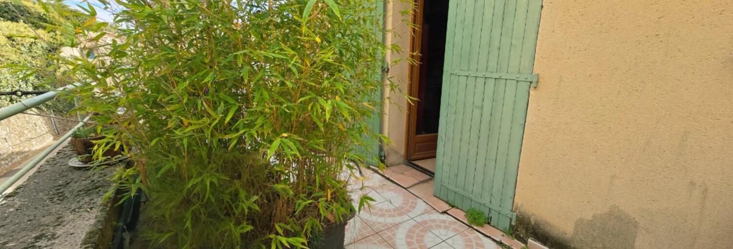 Maison 5 Pièces 80 m² à vendre à Saint-Quentin-la-Poterie (30700)