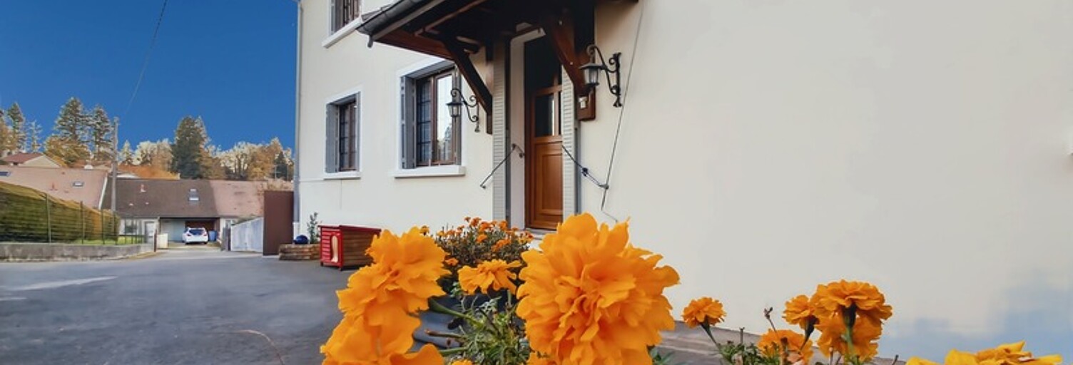 Maison 6 Pièces 176 m² à vendre à Saint-Amour (39160)