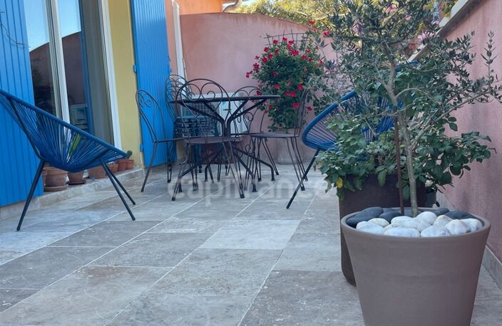 À vendre – Superbe appartement T2 de 60 m² dans résidence sécurisée à proximité du village de Roussillon — photo 5
