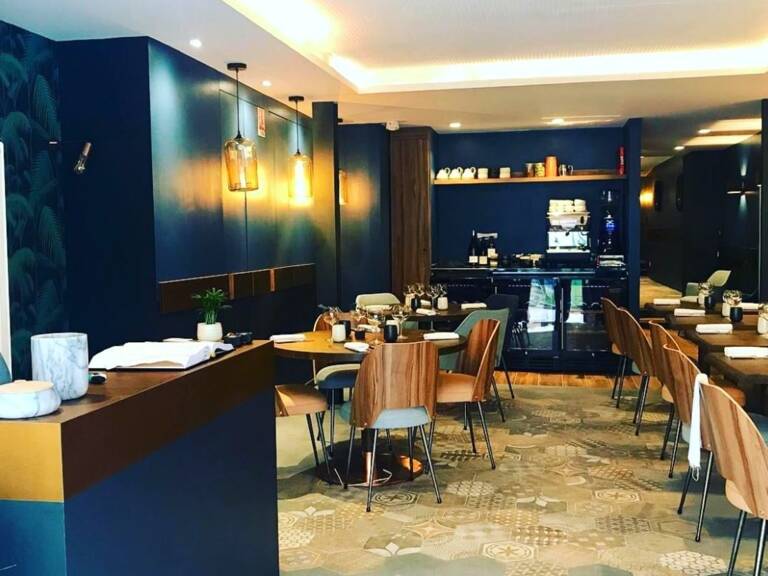 Restaurant directement exploitable LYON 3E/Préfecture Quai du Rhône — photo 1