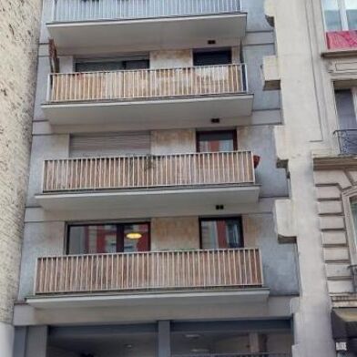 Appartement 1 pièces 1200 €