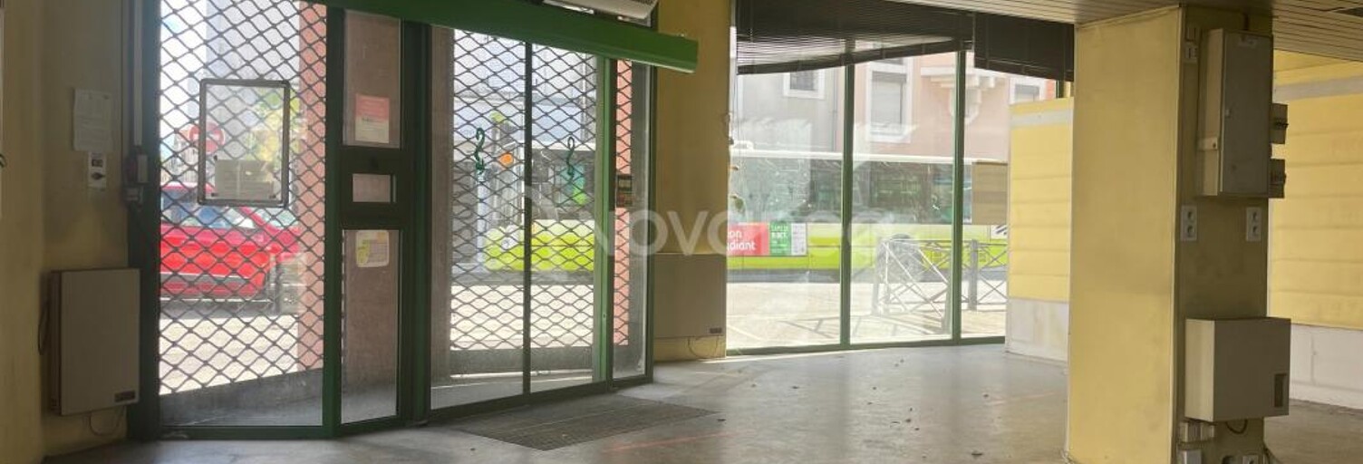 Commerce 4 Pièces 72 m² à vendre à Pau (64000)