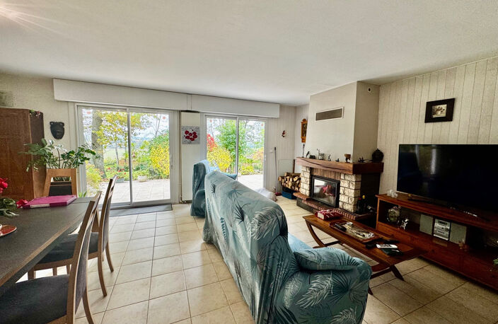 BRIARE - QUARTIER RESIDENTIEL CALME - Maison rénovée 136m2 h — photo 2
