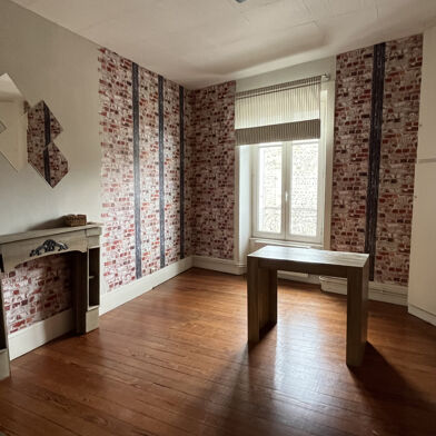 Appartement 3 pièces 792 €