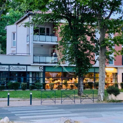 Commerce 2 pièces 1280 €