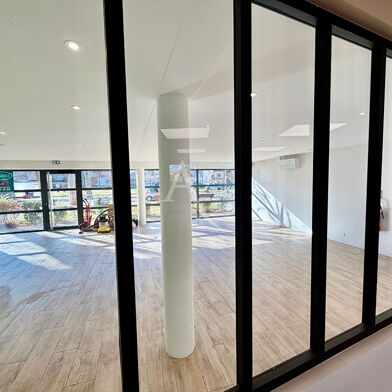 Commerce 2 pièces 1280 €