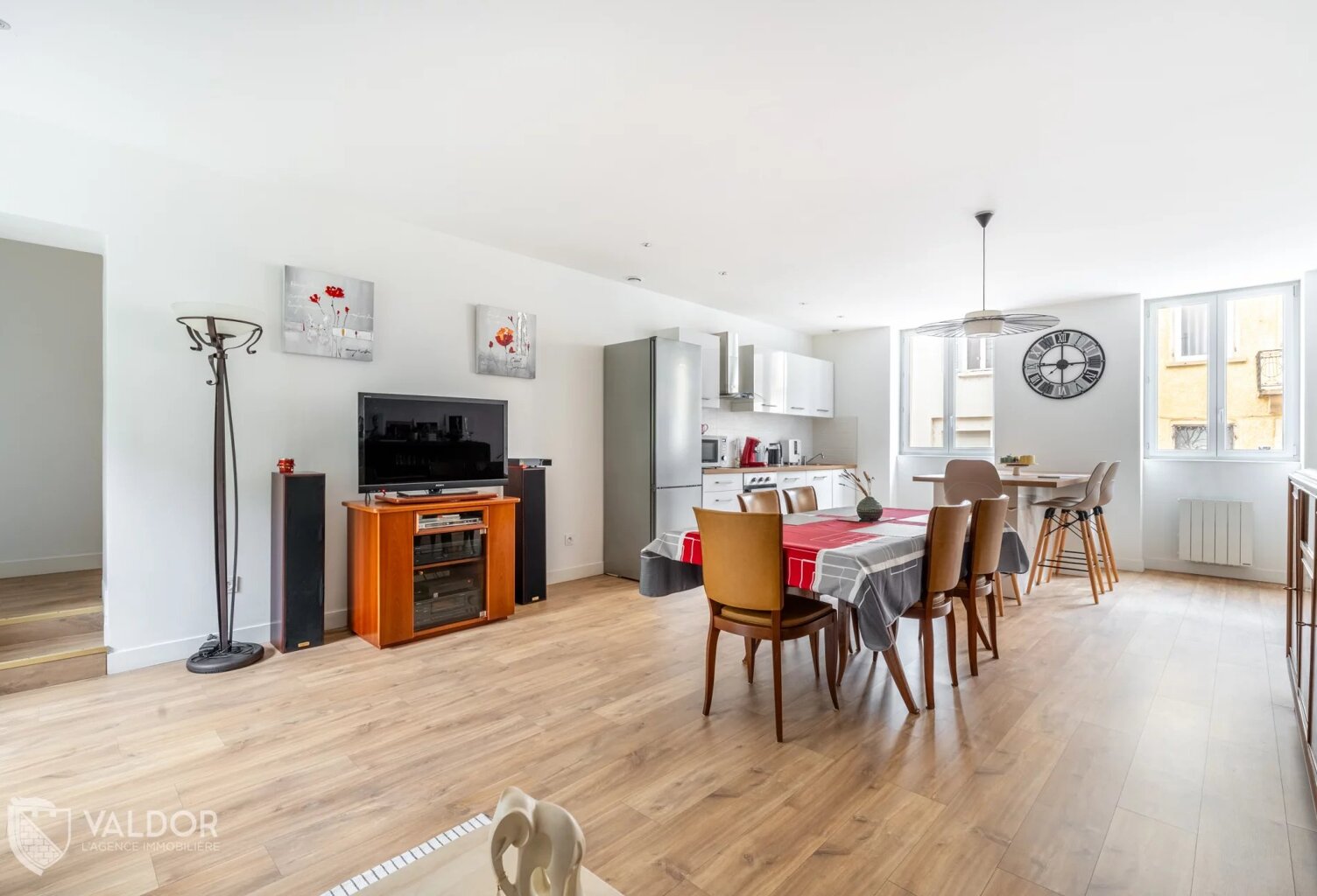 Appartement T4 rénové - 94 m² - pièce de vie 48 m² — photo 1