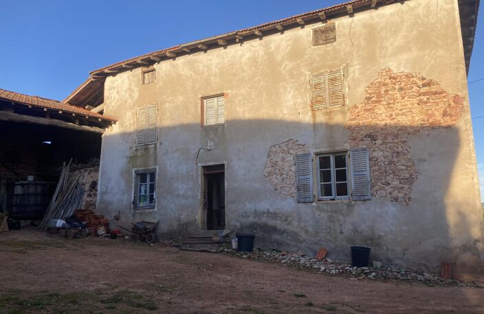 Vente maison 5 pièces 110 m² Charlieu (42190) — photo 2
