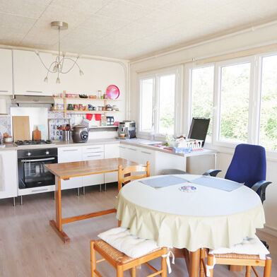 Appartement 3 pièces 99500 €