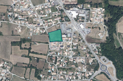 Terrain  235000 €