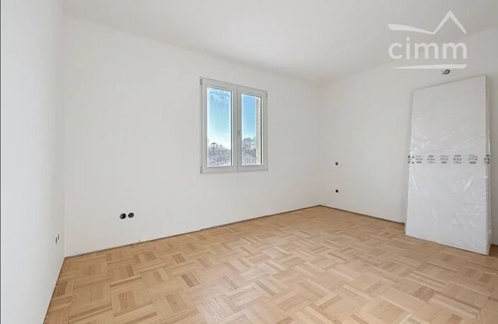 Villa neuve de type 4 avec garage et piscine — photo 3