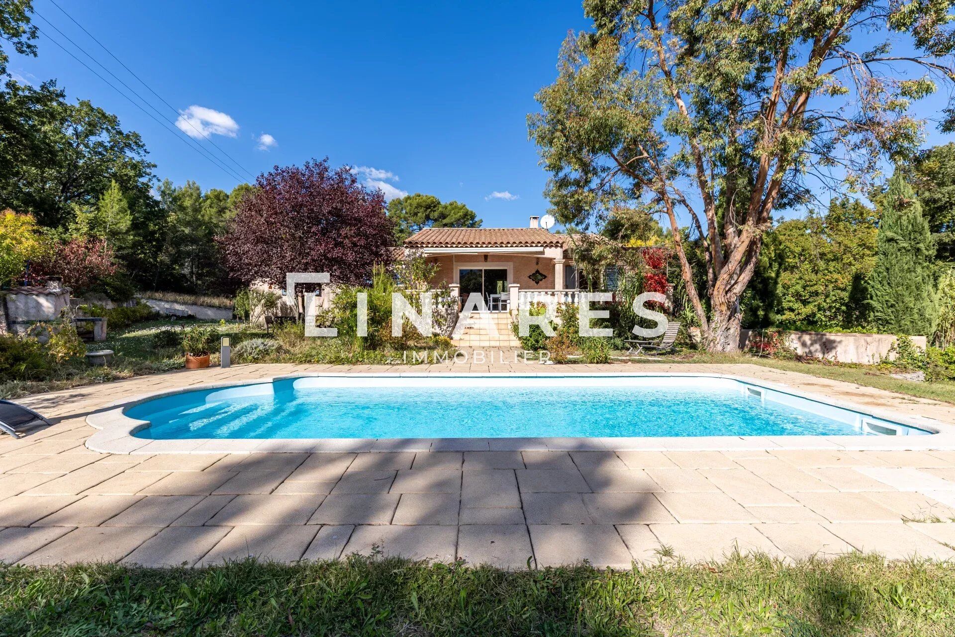 Villa / Maison 5 pièces  à vendre Saint-Zacharie 83640